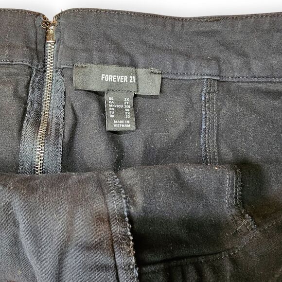 🌼4/$30 Forever 21 Black Lace Up Mini Skirt 2x - Picture 3 of 5